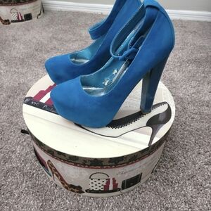 Qupid Vibrant Teal Blue Platform Pumps with Ankle Strap
